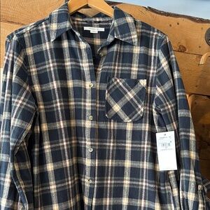 O’Neill Women’s  Logan Flannel - Navy and Beige